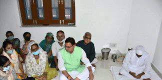 CM in gangotri Vihar: