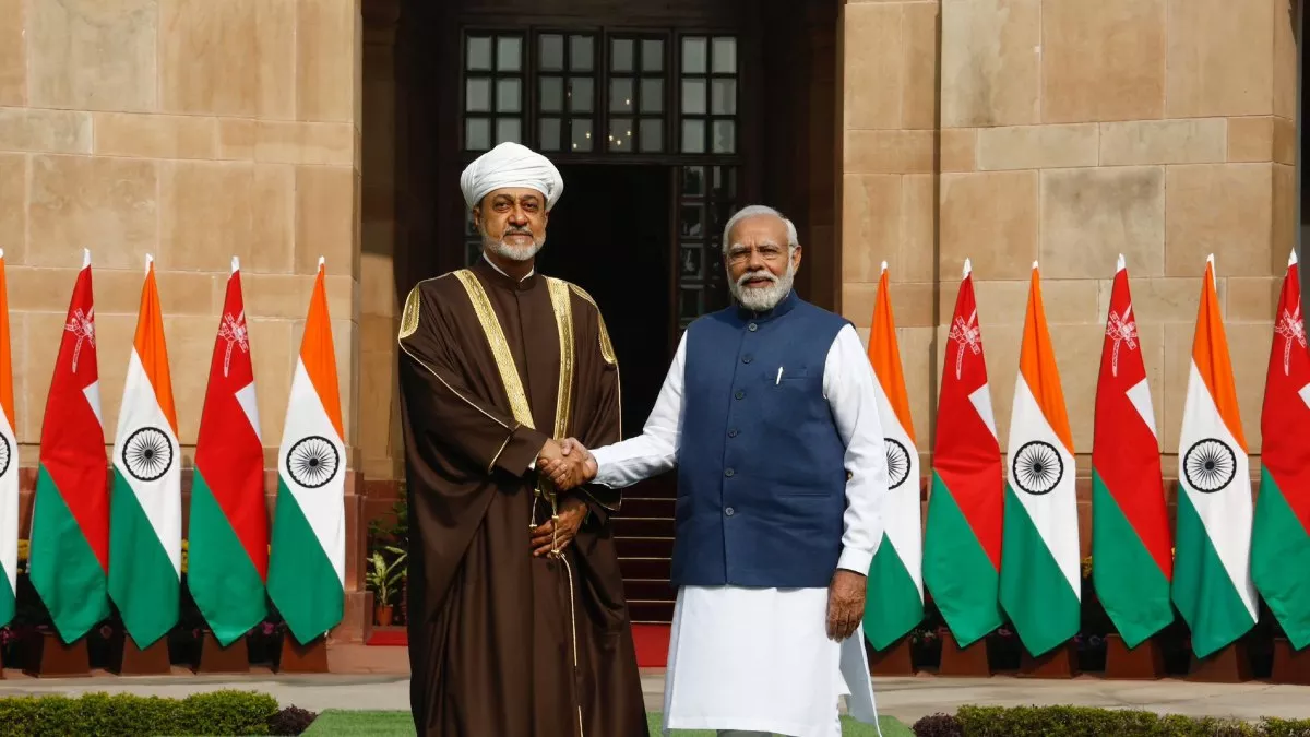 Haitham bin Tarik meet PM modi